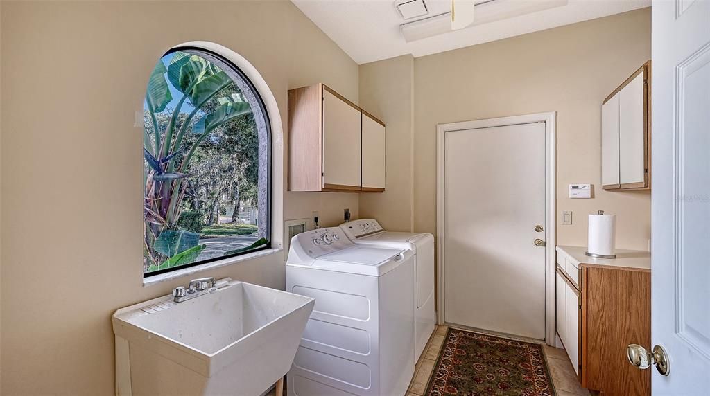 For Sale: $849,000 (4 beds, 3 baths, 3214 Square Feet)