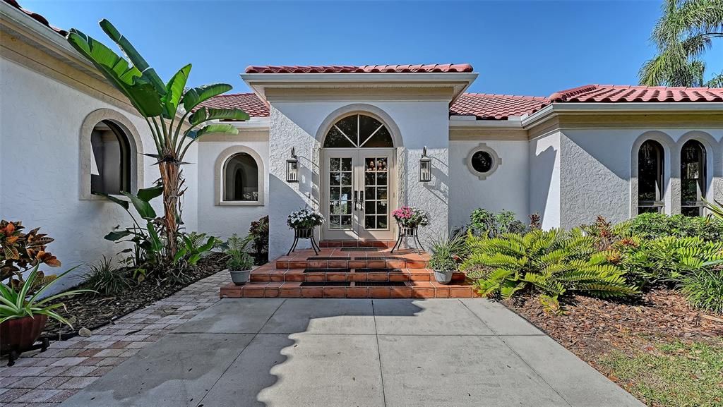 For Sale: $849,000 (4 beds, 3 baths, 3214 Square Feet)