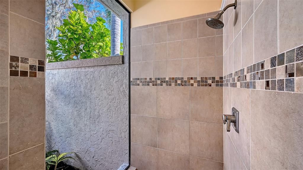 For Sale: $849,000 (4 beds, 3 baths, 3214 Square Feet)