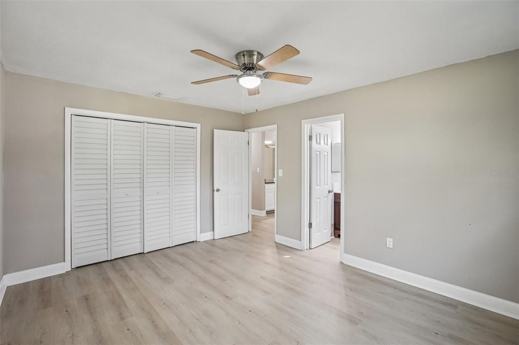 На продажу: $395,000 (4 спален, 3 ванн, 1578 Квадратных фут)