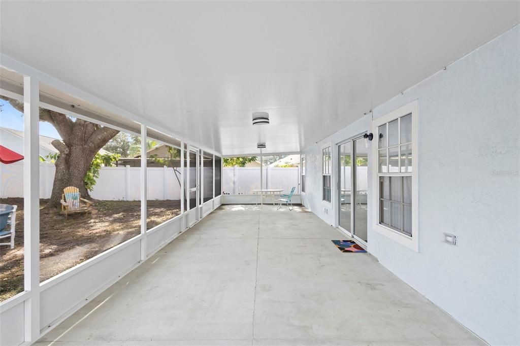 For Rent: $2,150 (3 beds, 2 baths, 1225 Square Feet)