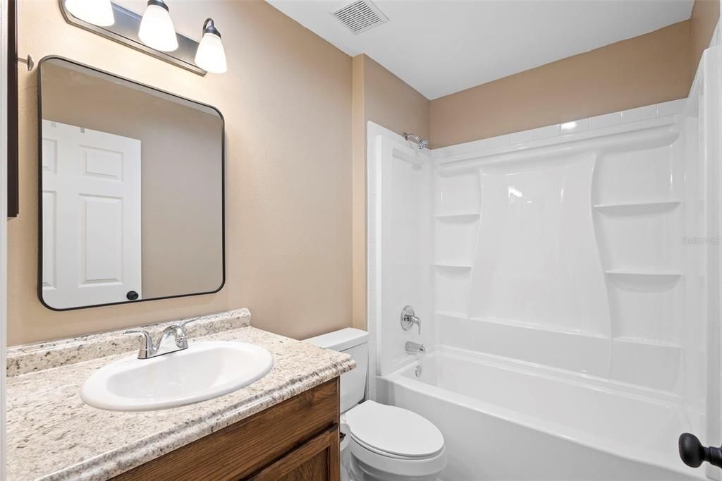 For Rent: $2,150 (3 beds, 2 baths, 1225 Square Feet)