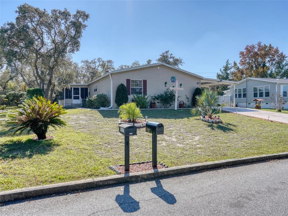 For Sale: $269,800 (3 beds, 2 baths, 2015 Square Feet)