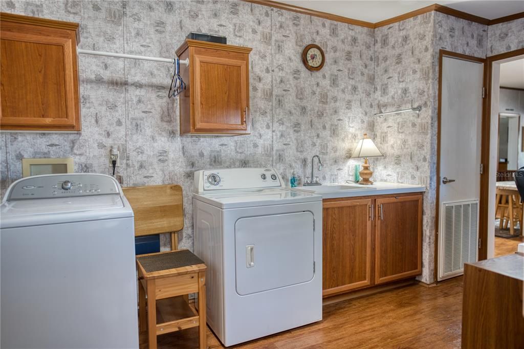 For Sale: $269,800 (3 beds, 2 baths, 2015 Square Feet)