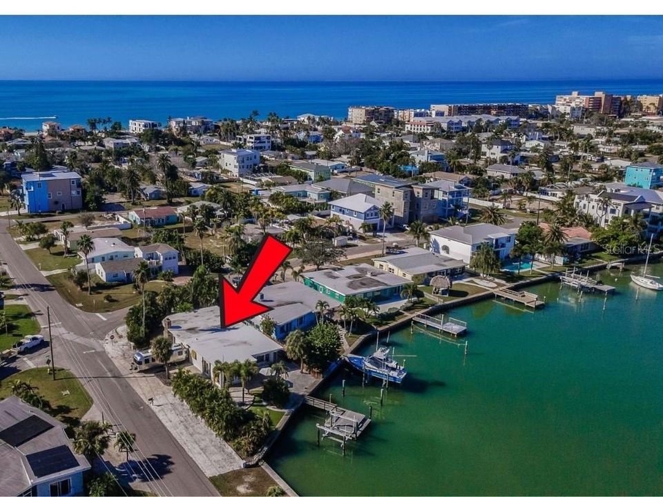 For Sale: $982,000 (4 beds, 2 baths, 2056 Square Feet)