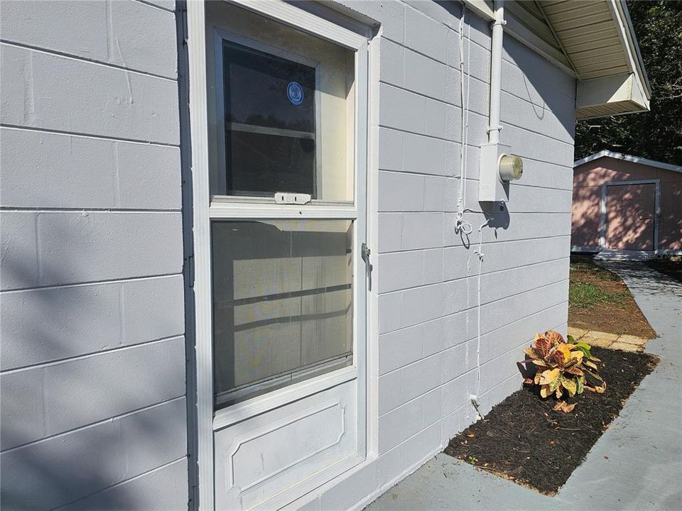 待售: $190,000 (3 贝兹, 1 浴室, 1080 平方英尺)