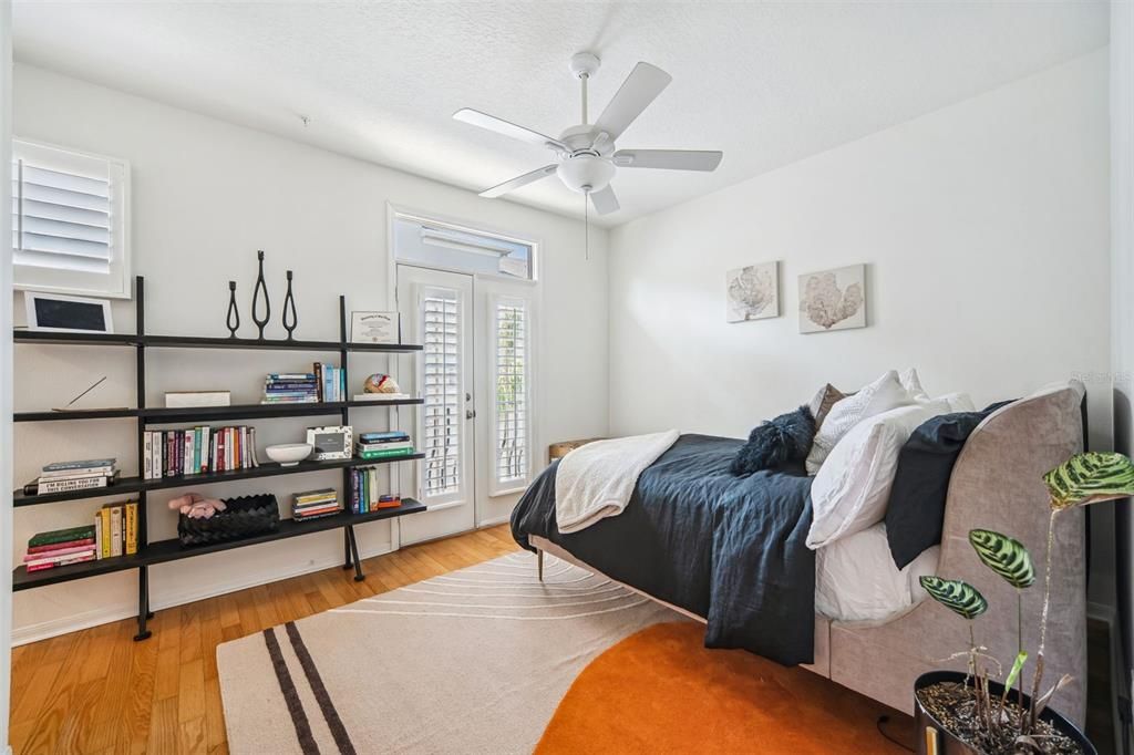 For Sale: $690,000 (3 beds, 3 baths, 1777 Square Feet)