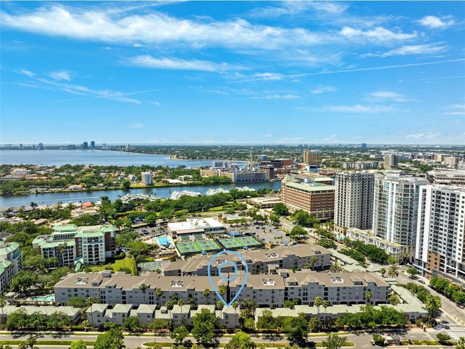 For Sale: $690,000 (3 beds, 3 baths, 1777 Square Feet)