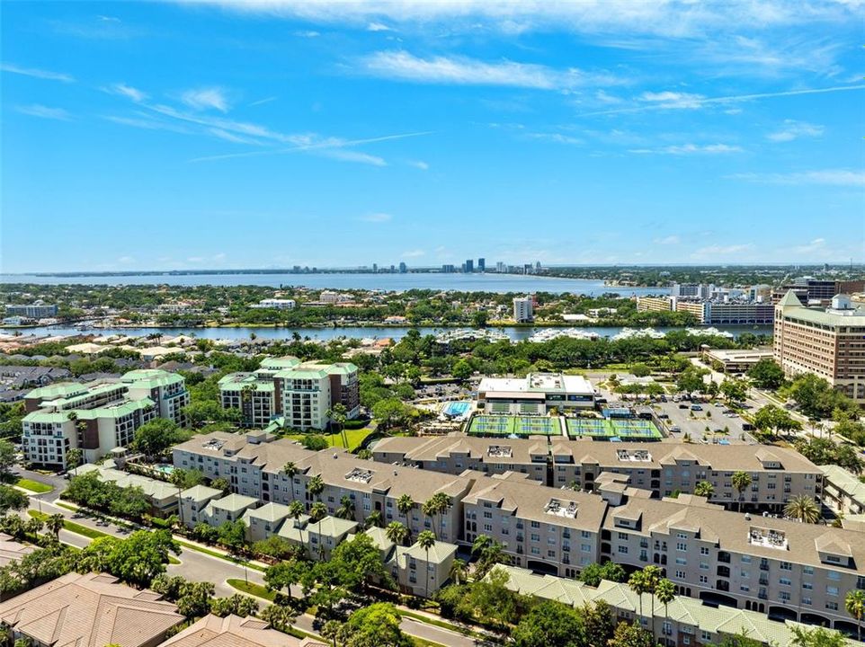 For Sale: $690,000 (3 beds, 3 baths, 1777 Square Feet)