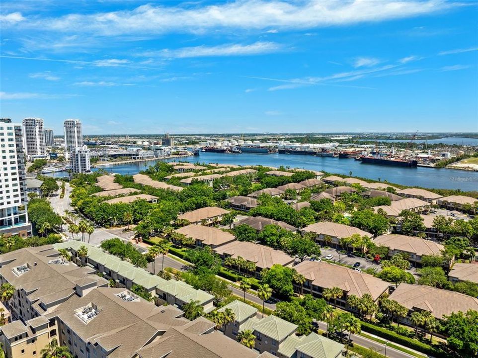 For Sale: $690,000 (3 beds, 3 baths, 1777 Square Feet)