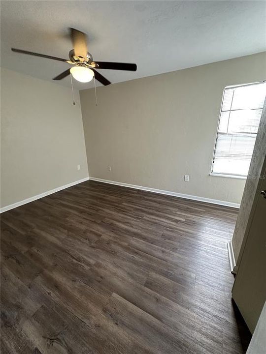 For Sale: $219,900 (3 beds, 2 baths, 1321 Square Feet)