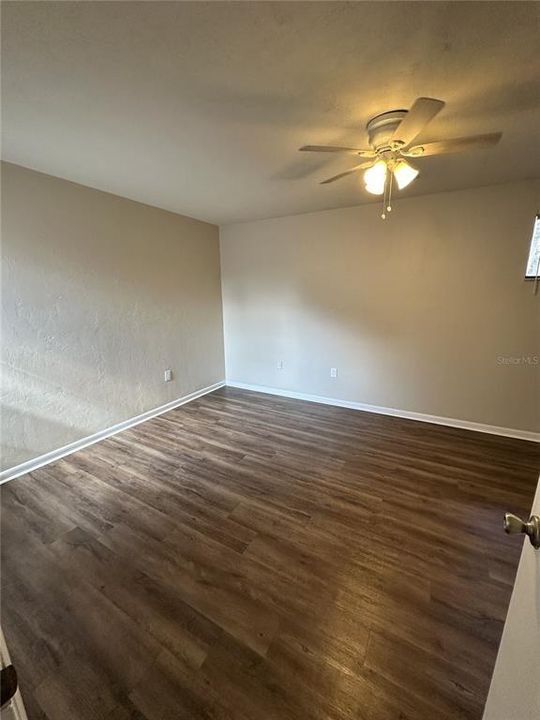 For Sale: $219,900 (3 beds, 2 baths, 1321 Square Feet)