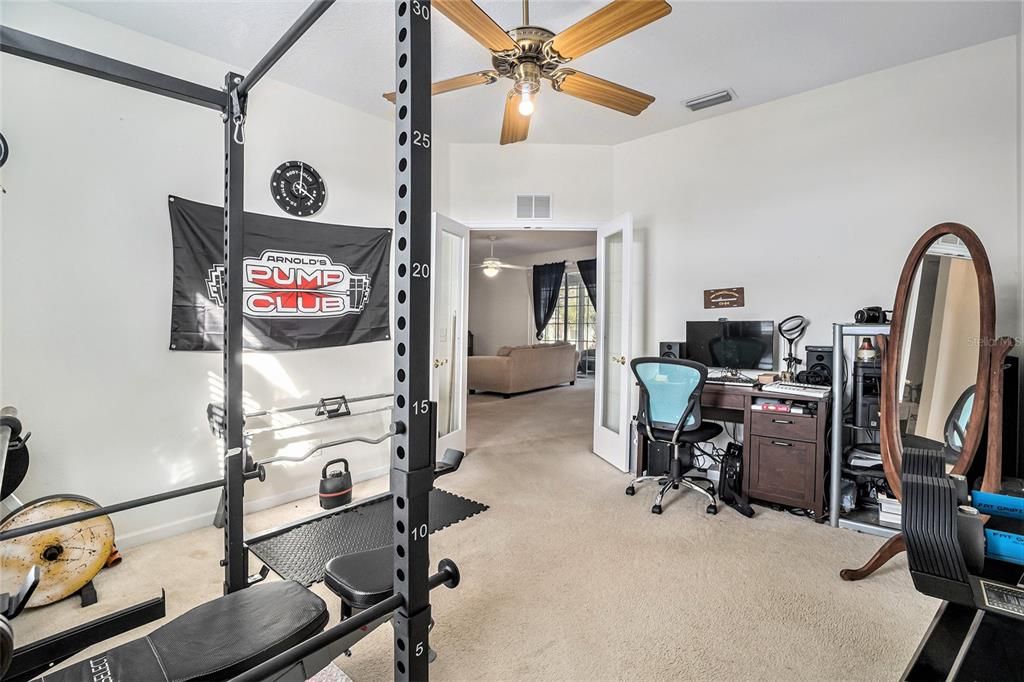 For Sale: $259,000 (2 beds, 2 baths, 1731 Square Feet)