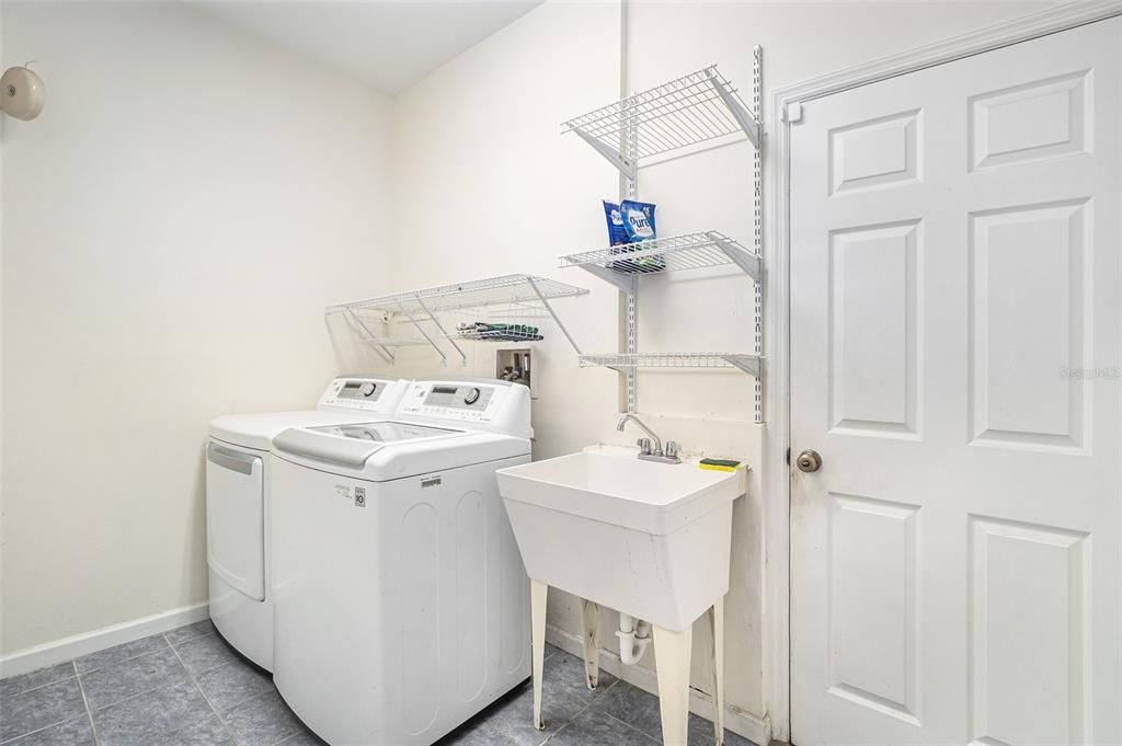 For Sale: $259,000 (2 beds, 2 baths, 1731 Square Feet)