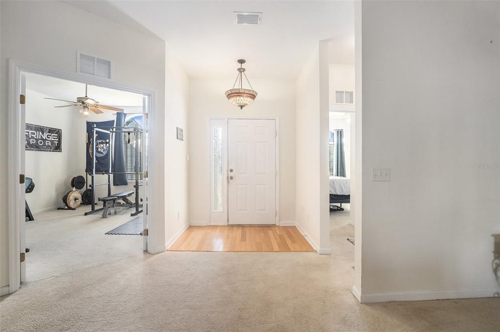 For Sale: $259,000 (2 beds, 2 baths, 1731 Square Feet)