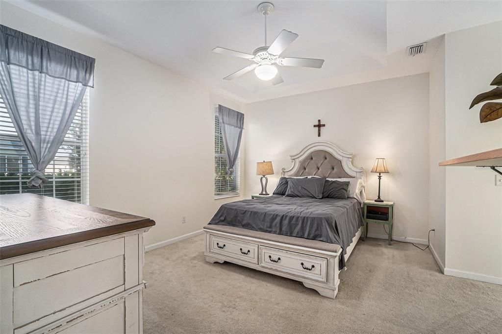 For Sale: $259,000 (2 beds, 2 baths, 1731 Square Feet)