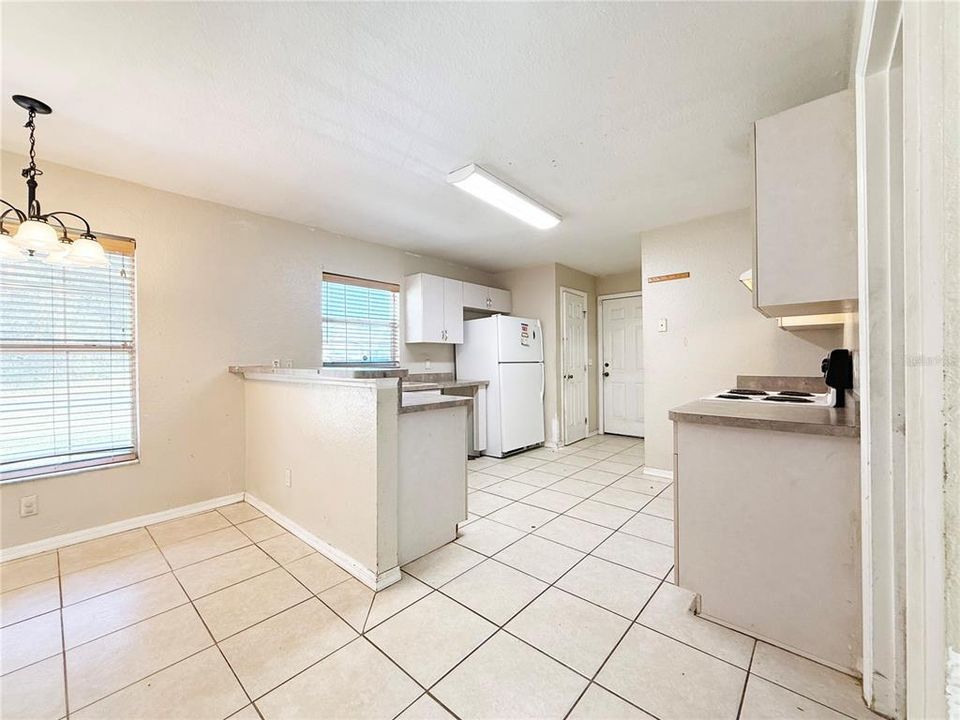 En Venta: $235,000 (3 camas, 2 baños, 1148 Pies cuadrados)