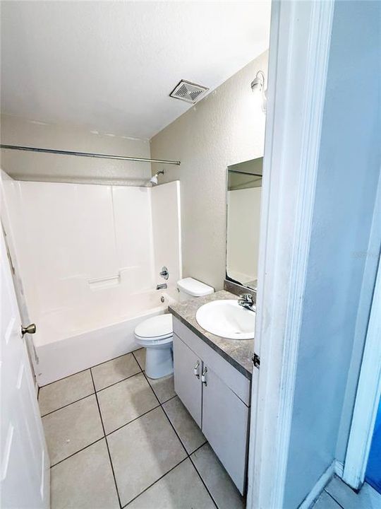 En Venta: $235,000 (3 camas, 2 baños, 1148 Pies cuadrados)