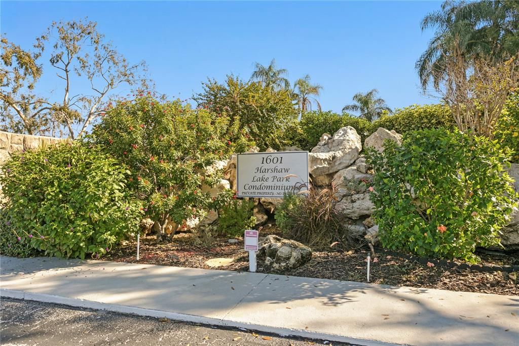 待售: $249,000 (2 贝兹, 2 浴室, 1225 平方英尺)