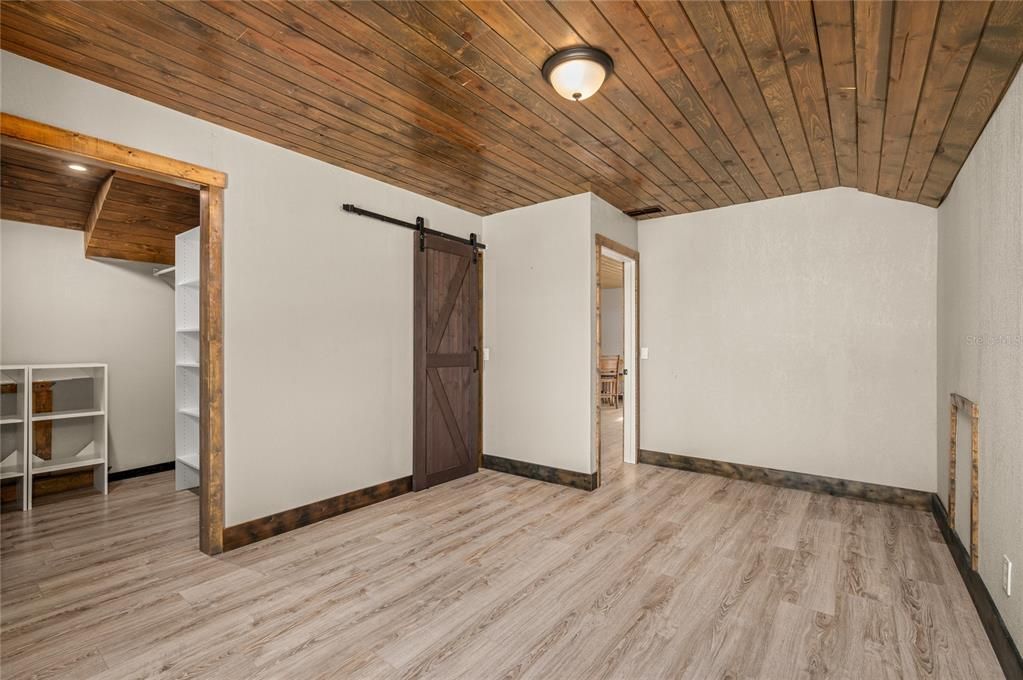 For Sale: $360,000 (4 beds, 2 baths, 1577 Square Feet)