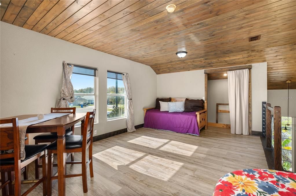 For Sale: $360,000 (4 beds, 2 baths, 1577 Square Feet)