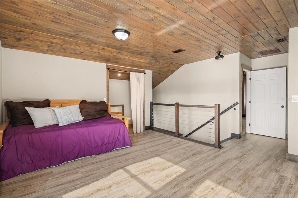 For Sale: $360,000 (4 beds, 2 baths, 1577 Square Feet)