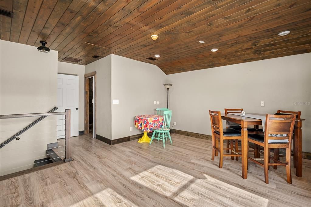 For Sale: $360,000 (4 beds, 2 baths, 1577 Square Feet)