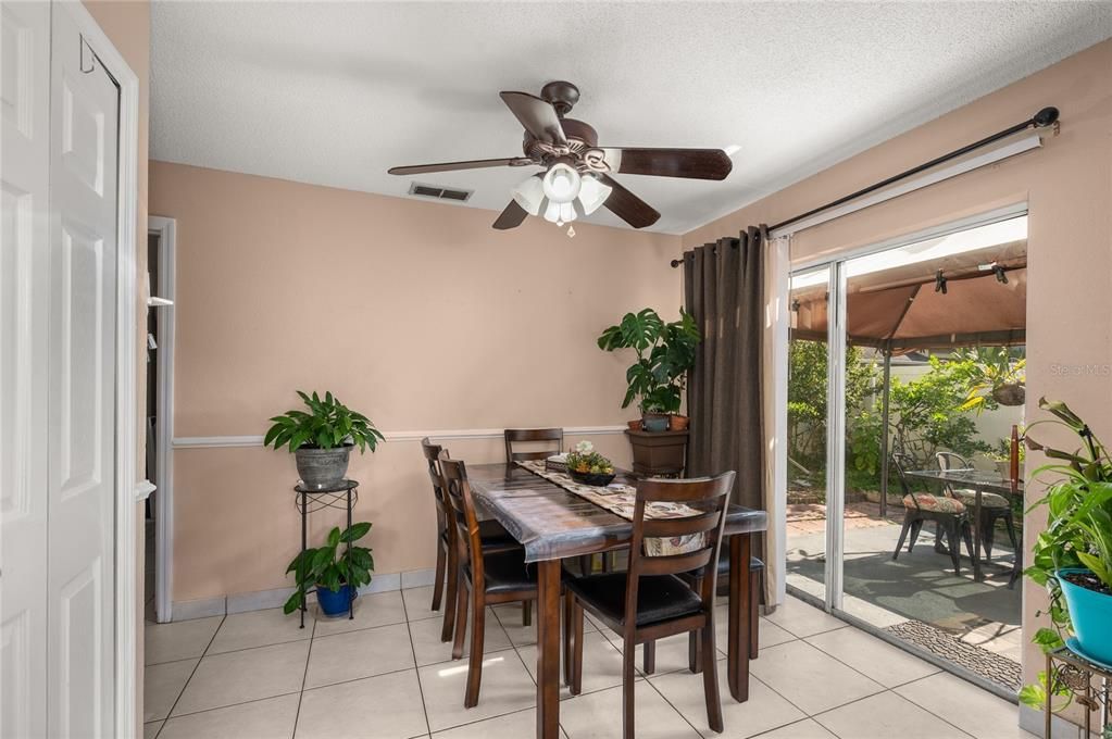 For Sale: $360,000 (4 beds, 2 baths, 1577 Square Feet)