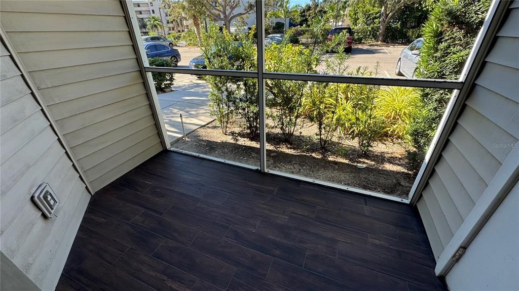 出租: $2,500 (1 贝兹, 1 浴室, 576 平方英尺)