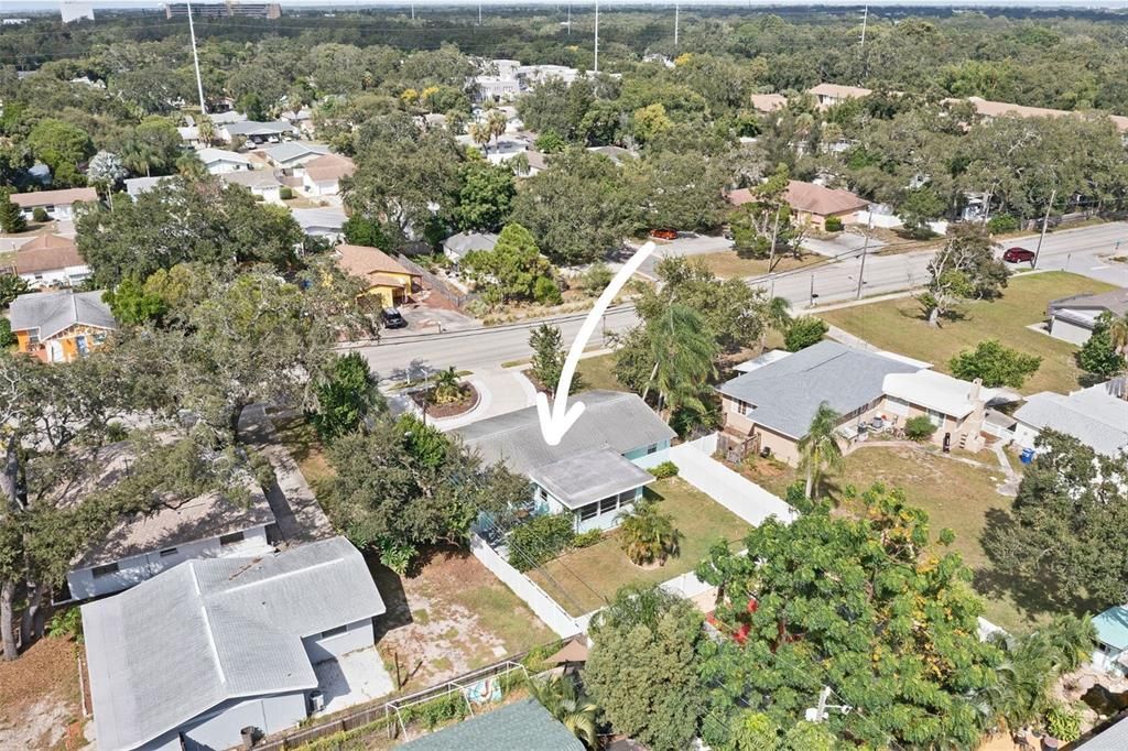 待售: $415,000 (2 贝兹, 1 浴室, 1090 平方英尺)