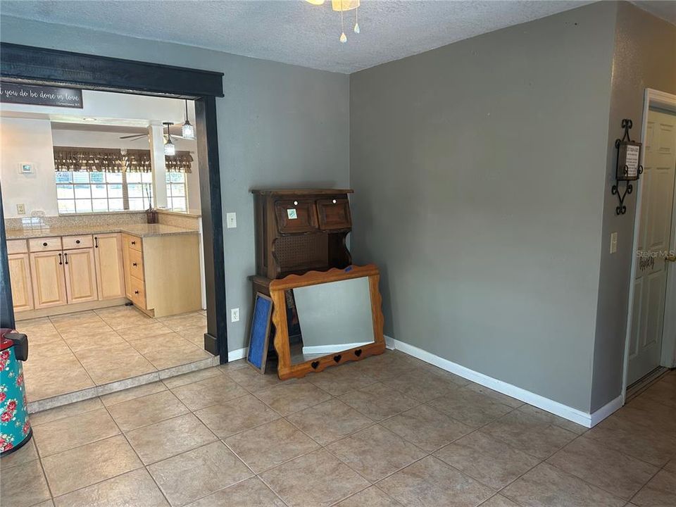 For Rent: $3,200 (3 beds, 2 baths, 2258 Square Feet)