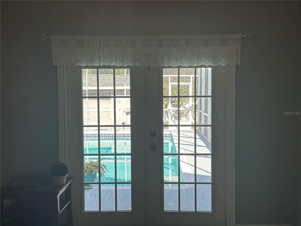 For Rent: $3,200 (3 beds, 2 baths, 2258 Square Feet)