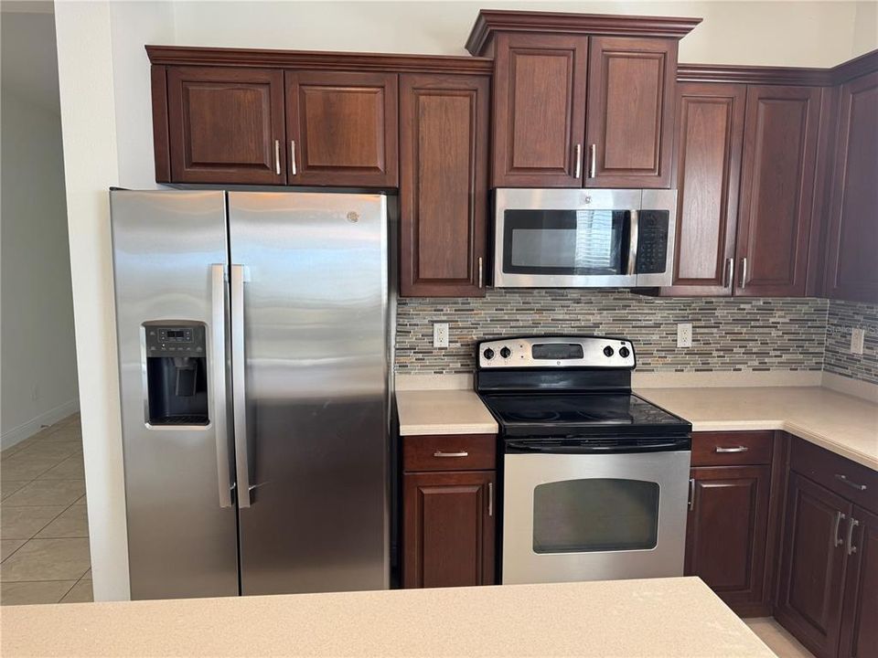 For Rent: $2,795 (3 beds, 2 baths, 1744 Square Feet)