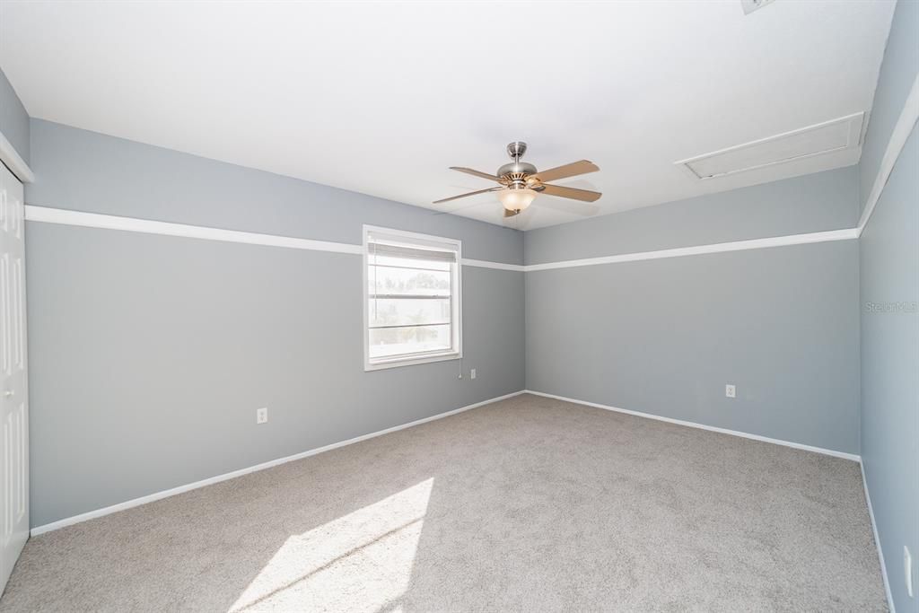 待售: $219,000 (2 贝兹, 1 浴室, 1200 平方英尺)