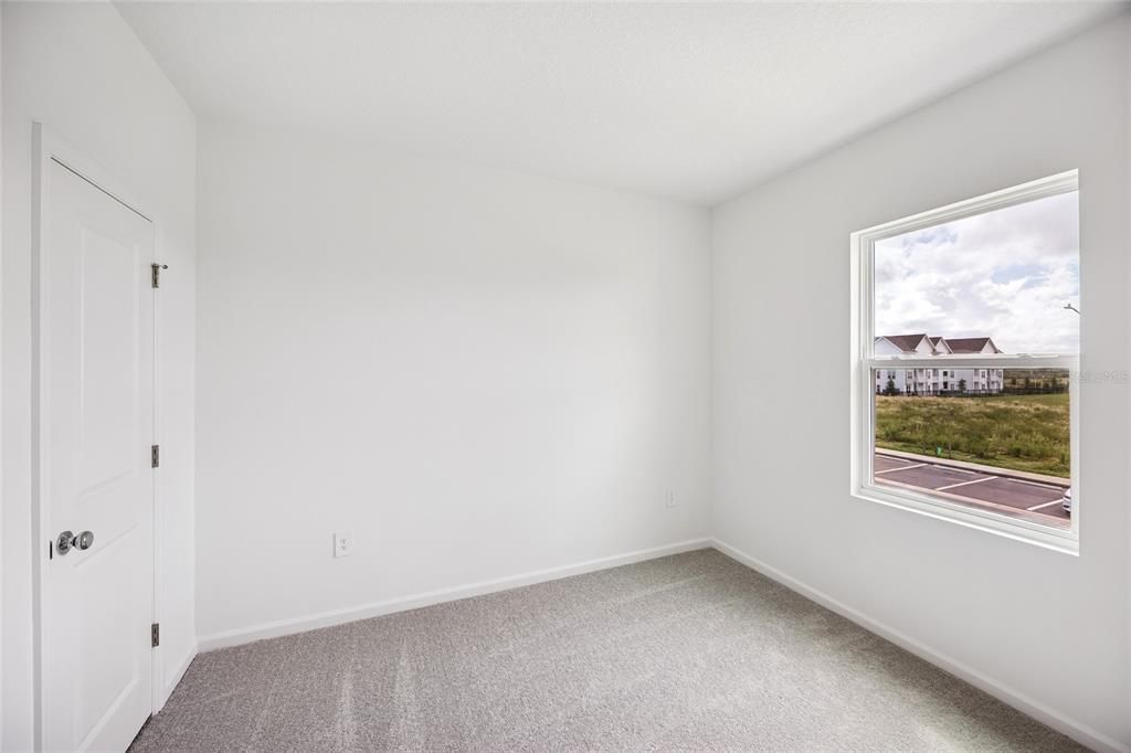 For Rent: $2,000 (3 beds, 2 baths, 1628 Square Feet)