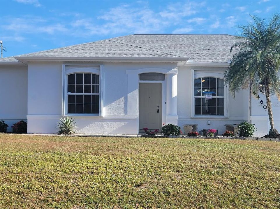 待售: $395,000 (4 贝兹, 2 浴室, 1364 平方英尺)