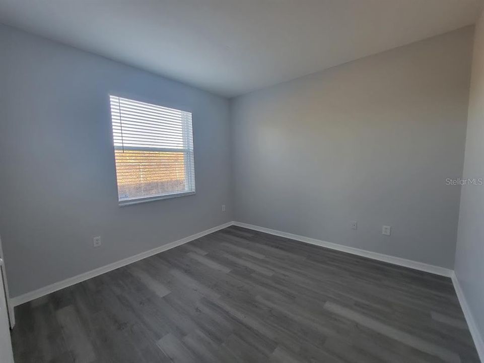 待售: $395,000 (4 贝兹, 2 浴室, 1364 平方英尺)