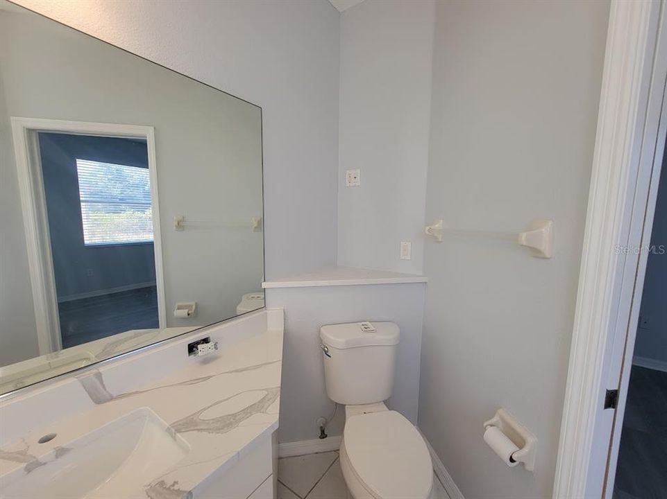 待售: $395,000 (4 贝兹, 2 浴室, 1364 平方英尺)