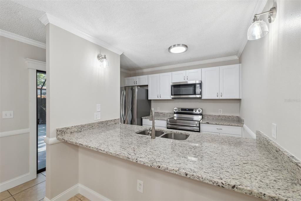 For Sale: $268,900 (2 beds, 2 baths, 1344 Square Feet)