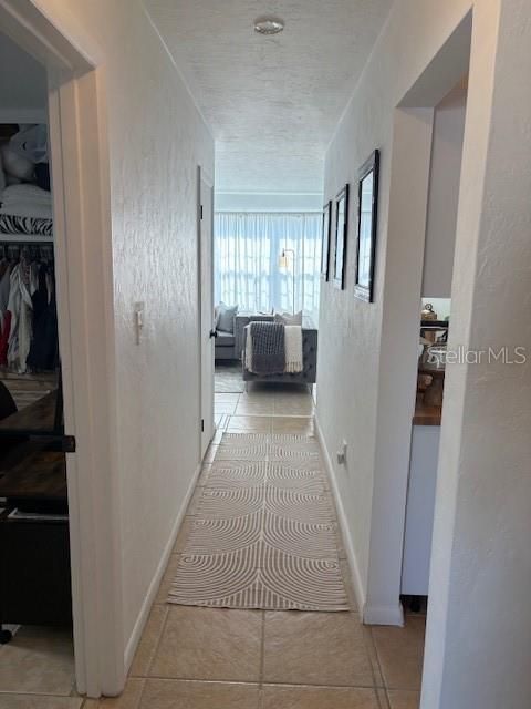 For Sale: $212,000 (2 beds, 1 baths, 897 Square Feet)