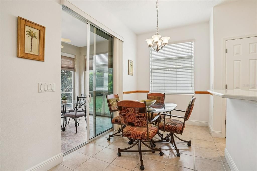 For Sale: $429,900 (2 beds, 2 baths, 1887 Square Feet)