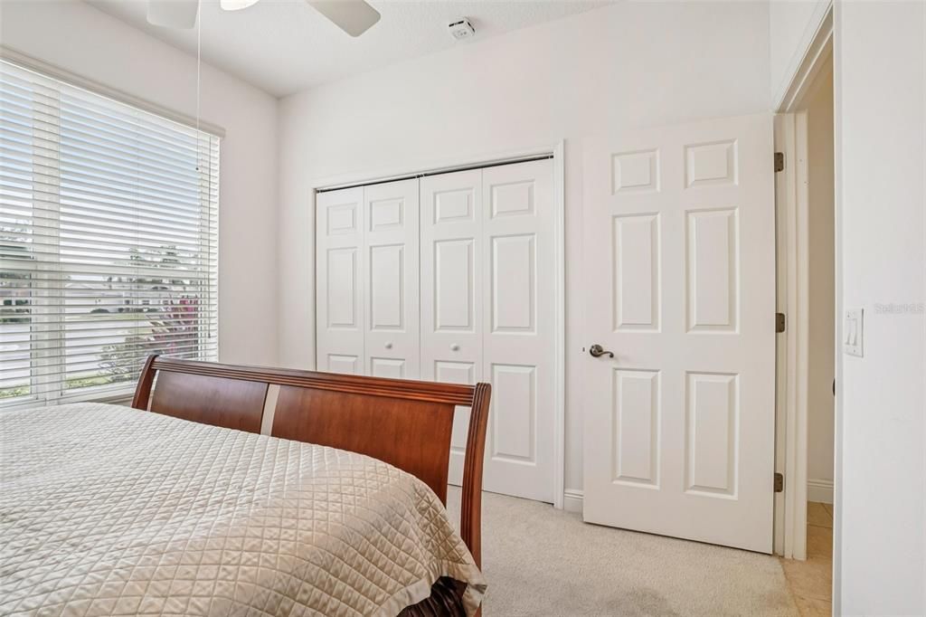 For Sale: $429,900 (2 beds, 2 baths, 1887 Square Feet)