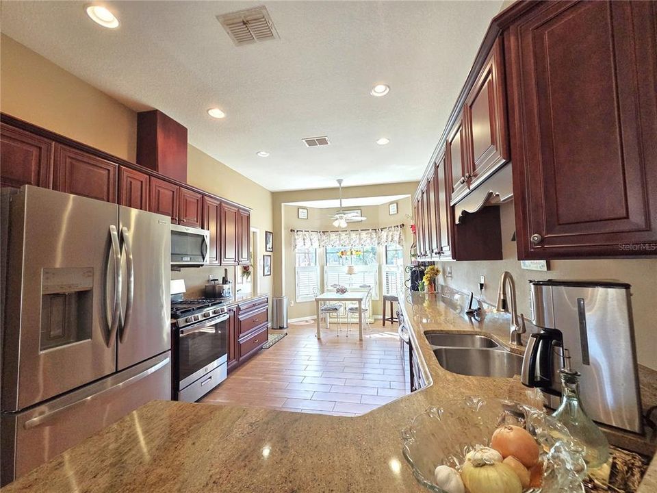 待售: $599,900 (3 贝兹, 2 浴室, 1834 平方英尺)