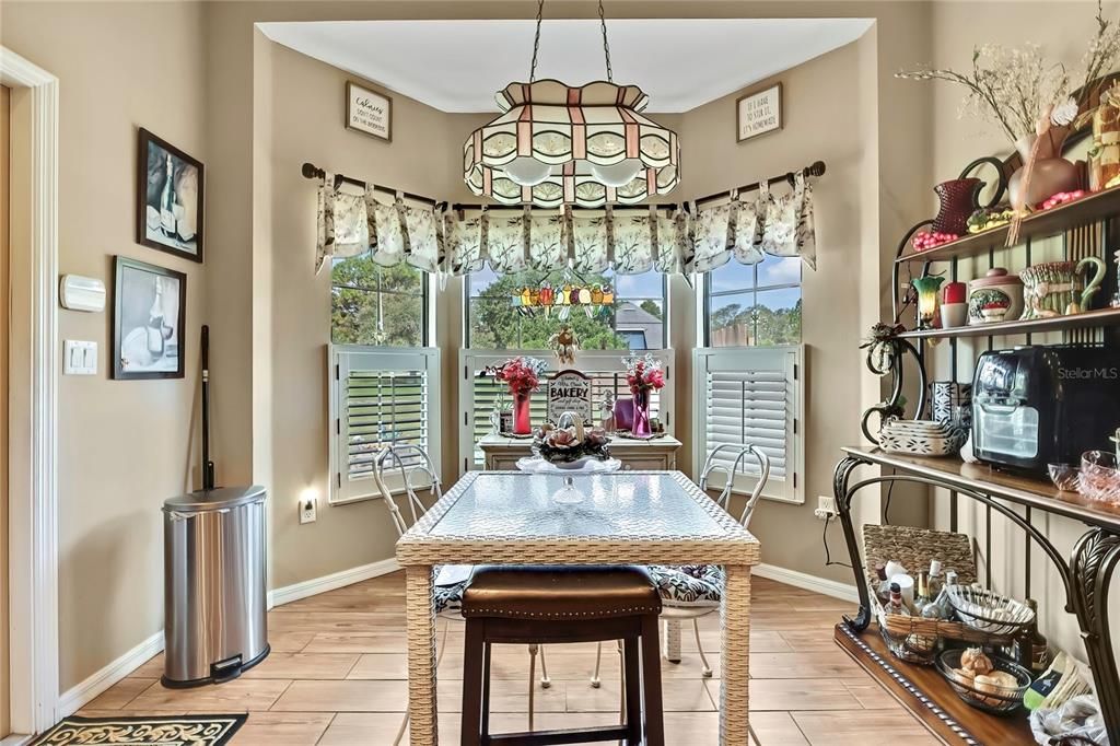 待售: $599,900 (3 贝兹, 2 浴室, 1834 平方英尺)