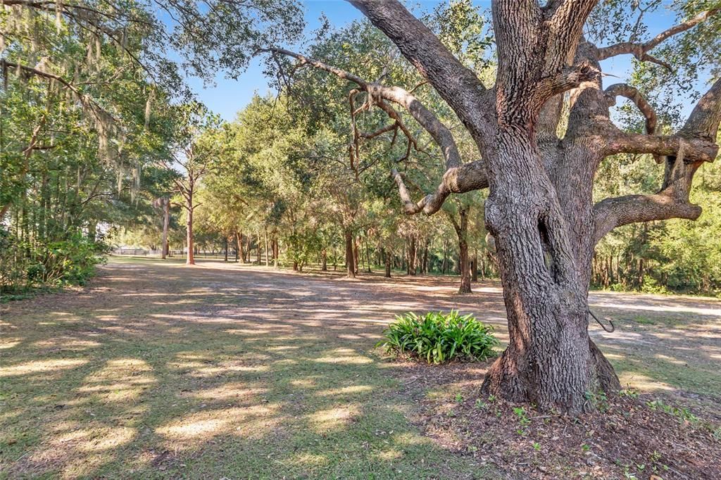 En Venta: $549,900 (3 camas, 2 baños, 1327 Pies cuadrados)