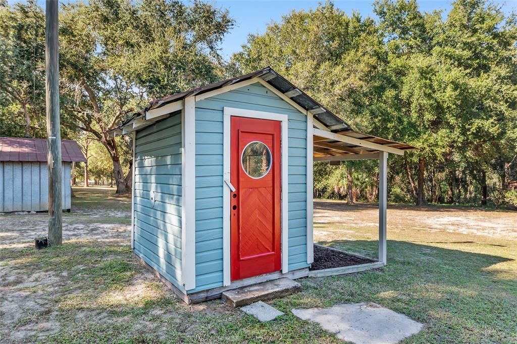 En Venta: $549,900 (3 camas, 2 baños, 1327 Pies cuadrados)