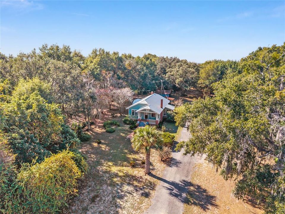 En Venta: $549,900 (3 camas, 2 baños, 1327 Pies cuadrados)