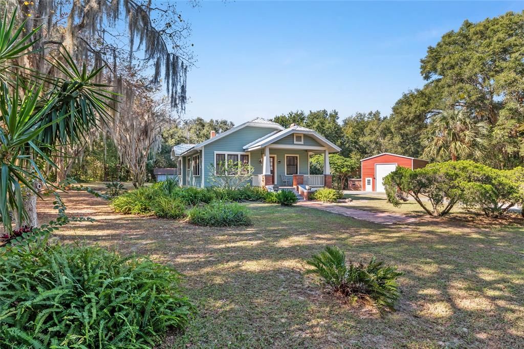 En Venta: $549,900 (3 camas, 2 baños, 1327 Pies cuadrados)