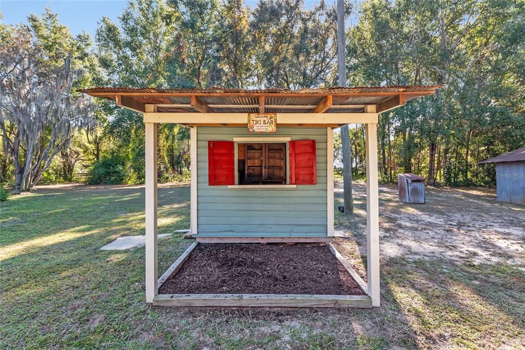 En Venta: $549,900 (3 camas, 2 baños, 1327 Pies cuadrados)