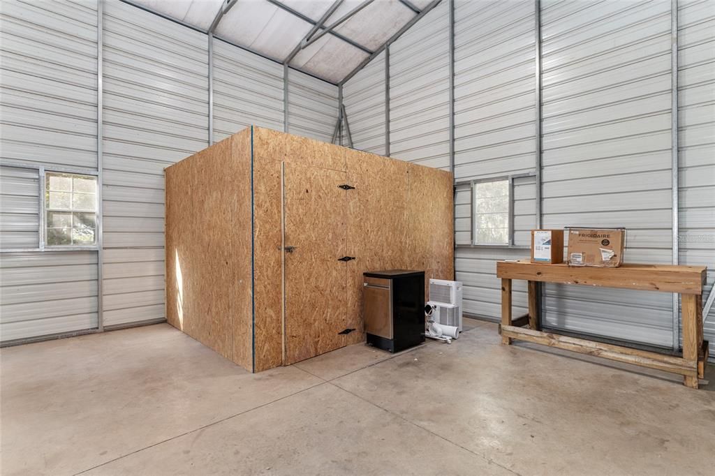 En Venta: $549,900 (3 camas, 2 baños, 1327 Pies cuadrados)